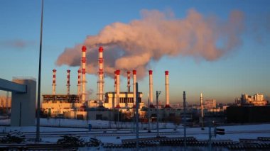 Şafakta fabrika kirletici