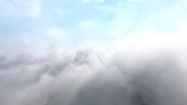 Let přes mraky — Stock video