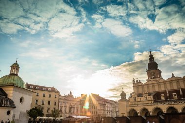 Krakow, Polonya - 28 Eylül 2015: Krakow en çok ziyaret edilen Polonya'da yabancı turistler ve Polonyalılar arasında bir şehirdir.