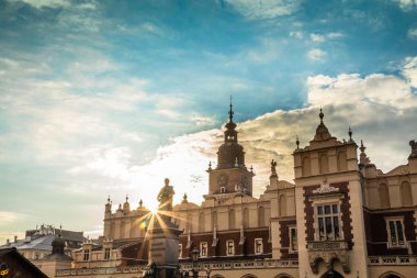 Krakow, Polonya - 28 Eylül 2015: Krakow en çok ziyaret edilen Polonya'da yabancı turistler ve Polonyalılar arasında bir şehirdir.