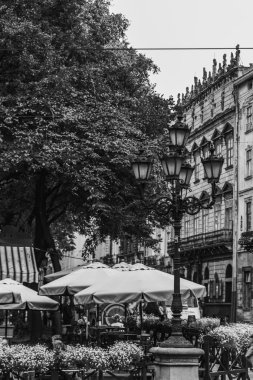 Krakow, Polonya - 28 Eylül 2015: Krakow en çok ziyaret edilen Polonya'da yabancı turistler ve Polonyalılar arasında bir şehirdir.