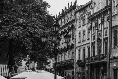 Krakow, Polonya - 28 Eylül 2015: Krakow en çok ziyaret edilen Polonya'da yabancı turistler ve Polonyalılar arasında bir şehirdir.