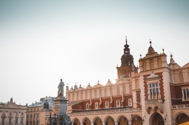 Krakow, Polonya - 28 Eylül 2015: Krakow en çok ziyaret edilen Polonya'da yabancı turistler ve Polonyalılar arasında bir şehirdir.