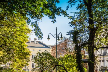 Krakow, Polonya - 28 Eylül 2015: Krakow en çok ziyaret edilen Polonya'da yabancı turistler ve Polonyalılar arasında bir şehirdir.