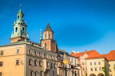 Krakow, Polonya - 28 Eylül 2015: Krakow en çok ziyaret edilen Polonya'da yabancı turistler ve Polonyalılar arasında bir şehirdir.