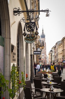 Krakow, Polonya - 28 Eylül 2015: Krakow en çok ziyaret edilen Polonya'da yabancı turistler ve Polonyalılar arasında bir şehirdir.