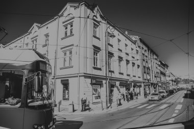 Krakow, Polonya - 28 Eylül 2015: Krakow en çok ziyaret edilen Polonya'da yabancı turistler ve Polonyalılar arasında bir şehirdir.