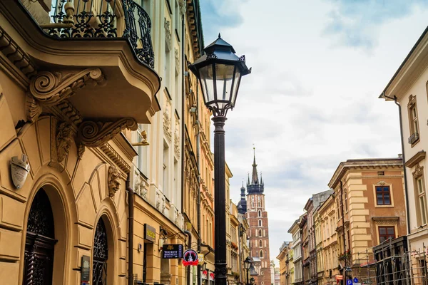 KRAKOW, POLAND - SEPTEMBER 23: The streets of Krakow , Poland on September 23, 2015 — Stock Photo, Image