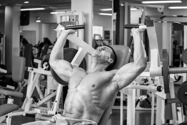 Vücut geliştirme. Spor, vücut geliştirme, sağlıklı yaşam tarzı.