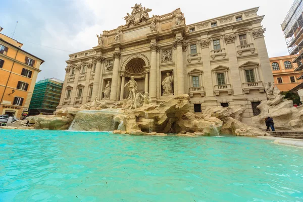 Rom - 15 januari: Utsikt över Fontana di Trevi på 13 januari 2016 i Rom, Italien. — Stockfoto