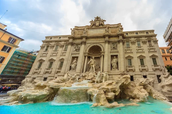 ROME - January 15: View of the Trevi Fountain on January 13, 2016 in Rome, Italy. — Stock Photo, Image