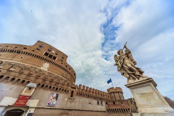 ROME - January 09: View of the Castel Sant'Angelo in Rome January 09, 2016 in Rome, Italy.Rome, Italy. — Stock Photo, Image