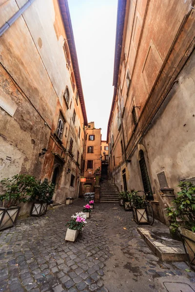 ROMA - 6 de enero: Hermosas calles de Roma 6, 2016 en Roma, Italia . — Foto de Stock