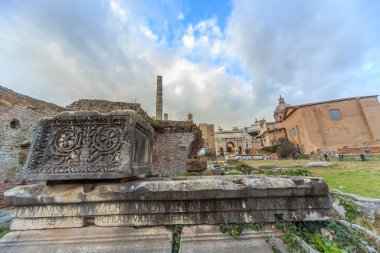 Roma - 6 Ocak: Kemerli ve kalıntıları Roma Forumu 6, 2016 yılında Roma, İtalya.