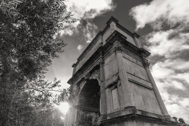 Roma - 13 Ocak: Roma forumdan bir bakış. Roma'da 13 Ocak 2016 yılında Roma, Italya'arch..