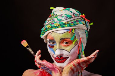 Yaratıcı, parlak makyaj. İlginç bir görüntü.