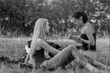 Kalıcı makyaj açık havada üzerinde çalışmak.