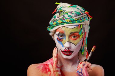 Yaratıcı, parlak makyaj. İlginç bir görüntü.