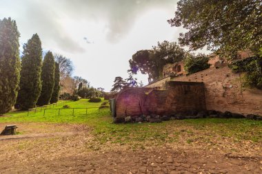 Roma - 6 Ocak: Kemerli ve kalıntıları Roma Forumu 6, 2016 yılında Roma, İtalya.