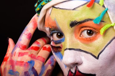 Yaratıcı, parlak makyaj. İlginç bir görüntü.