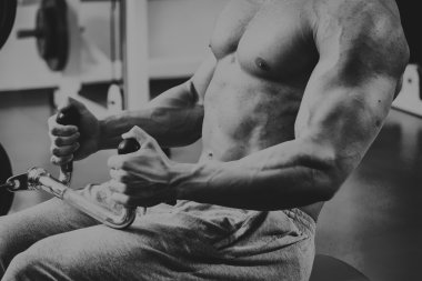 Güçlü performans gösteren fiziksel egzersizler