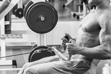 Güçlü performans gösteren fiziksel egzersizler