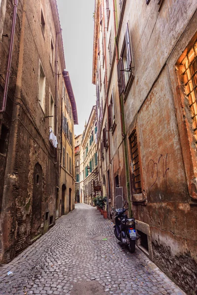 ROMA - 6 de enero: Calles de Roma, antigua Roma 6, 2016 en Roma, Italia . — Foto de Stock