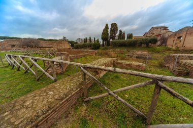 Roma - 13 Ocak: Roma Forumu bir yükseklikten Roma, İtalya görünümü üzerinde 13 Ocak 2016.