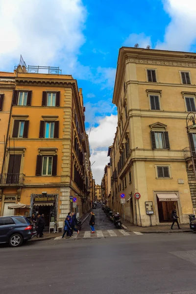 ROMA - 6 de enero: Calles de Roma, antigua Roma 6, 2016 en Roma, Italia . —  Fotos de Stock
