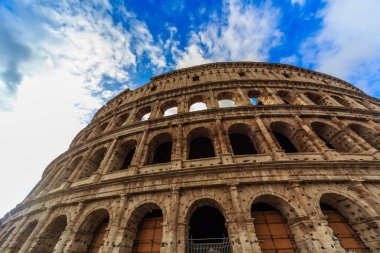 Roma - 10 Ocak: 10 Ocak 2016 yılında Coliseum dış Roma, İtalya.