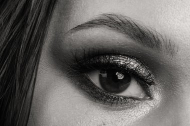 Güzel kadın göz. Siyah beyaz fotoğraf