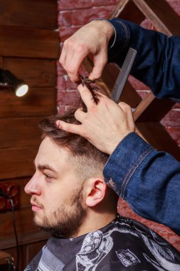 Kuaför tarak istemci Berber Dükkanı