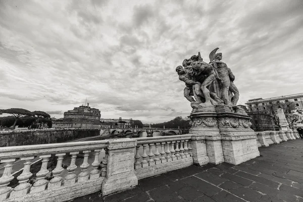 ROMA - 12 gennaio: Bella vista sul fiume Tevere 12 gennaio 2016 a Roma . — Foto Stock