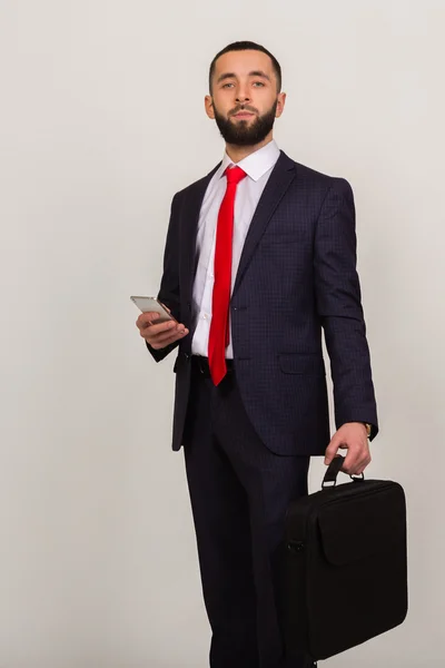 Jovem homem de negócios elegante em um terno de negócios . — Fotografia de Stock