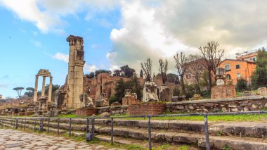 Roma - 13 Ocak: Roma Forumu Roma, İtalya görünümü üzerinde 13 Ocak 2016.