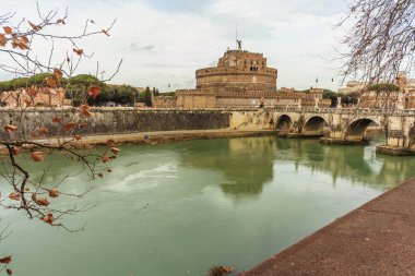 Roma - 12 Ocak: Roma, İtalya için 12 Ocak 2016 Tiber Nehri'nin güzel görünüm.