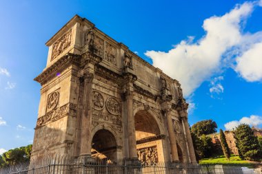 Roma - 10 Ocak: 10 Ocak 2016 yılında Coliseum dış Roma, İtalya.