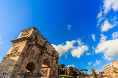 Roma - 10 Ocak: 10 Ocak 2016 yılında Coliseum dış Roma, İtalya.