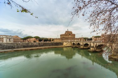 Roma - 12 Ocak: Roma, İtalya için 12 Ocak 2016 Tiber Nehri'nin güzel görünüm.