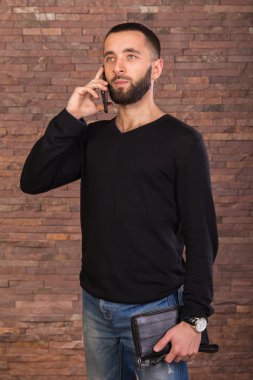 Telefon ile başarılı delikanlı