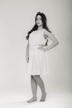 Güzel saç siyah beyaz portre kadınla