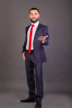 Başarılı bir adam iş takım elbiseli