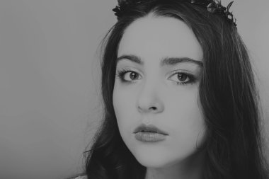 Güzel bir rakam ile güzel esmer