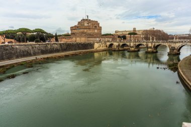 Roma'da Tiber görünümünü