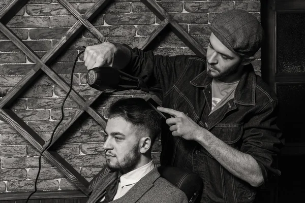 Peignes de coiffeur client Barbershop — Photo