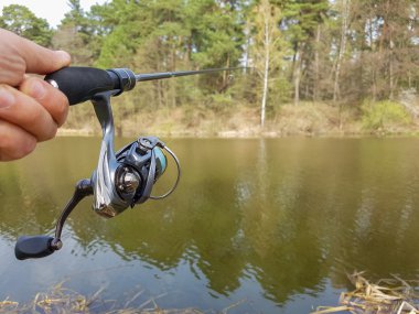 Fener iplik ile. Başarılı Balık tutma.