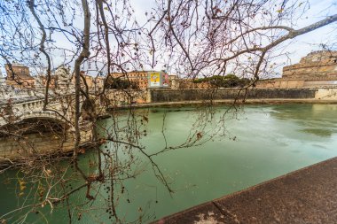 Roma'da Tiber görünümünü