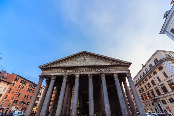 Panthéon romain. Paysage romain . — Photo