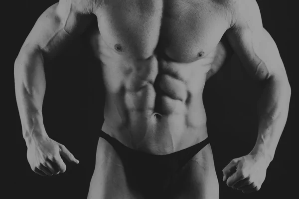 黒の美しい筋肉の体 — ストック写真