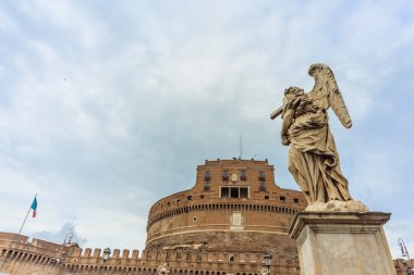 Roma - 12 Ocak: Roma, İtalya için 12 Ocak 2016 Tiber Nehri'nin güzel görünüm.
